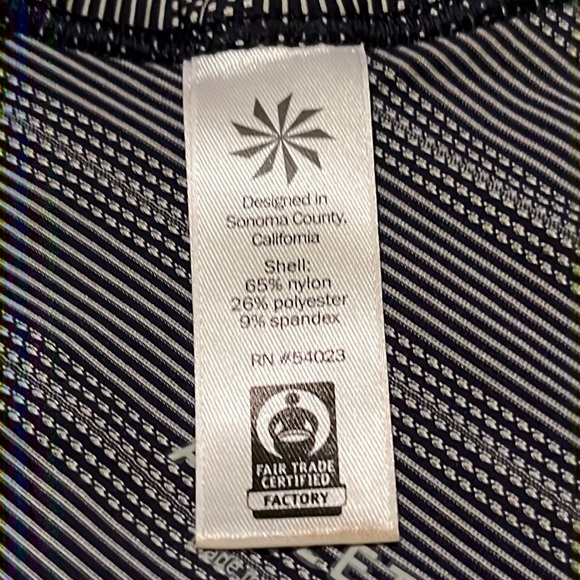 Athleta Side Tie Athletic Top Size XS - Picture 8 of 9